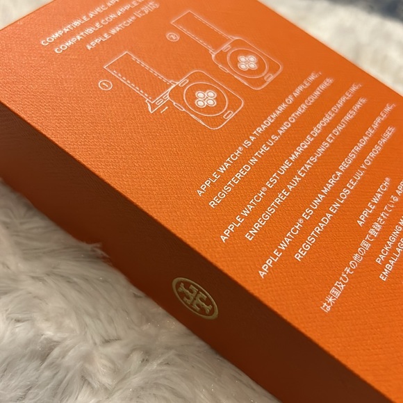 NEW $125 Tory Burch Braided Leather 20mm Apple Watch® Watchband - Picture 7 of 11